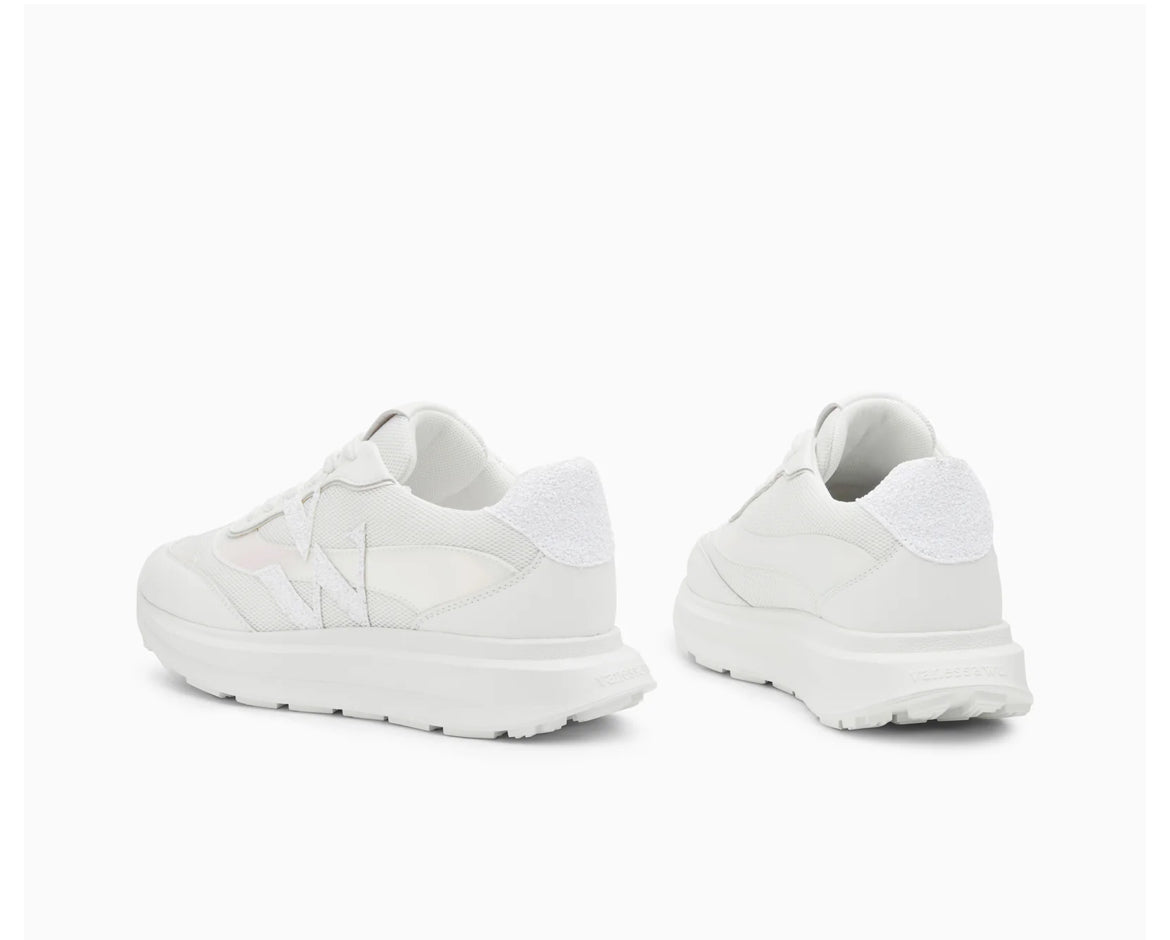 Baskets monogramme Inès blanches monochromes à semelle oversize