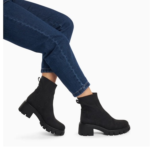 Bottines Chelsea Valérie Noires À Talon Cranté