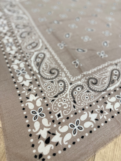 Foulard Adélice Taupe