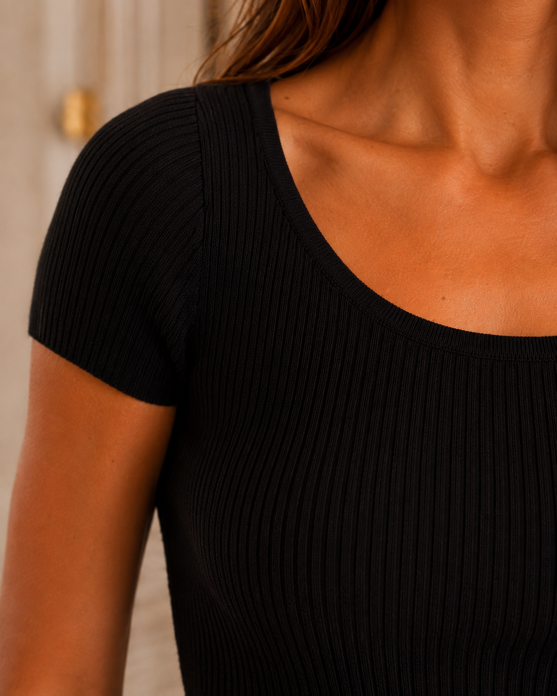 Top Anya Noir