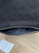 Charger l&#39;image dans la galerie, Pochette Tami noire
