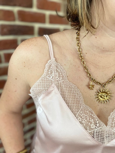 Top Adelima Nude