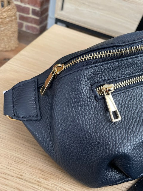 Banane Marine Et Pochette