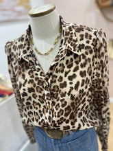 Charger l&#39;image dans la galerie, CHEMISE Alejandra LEOPARD
