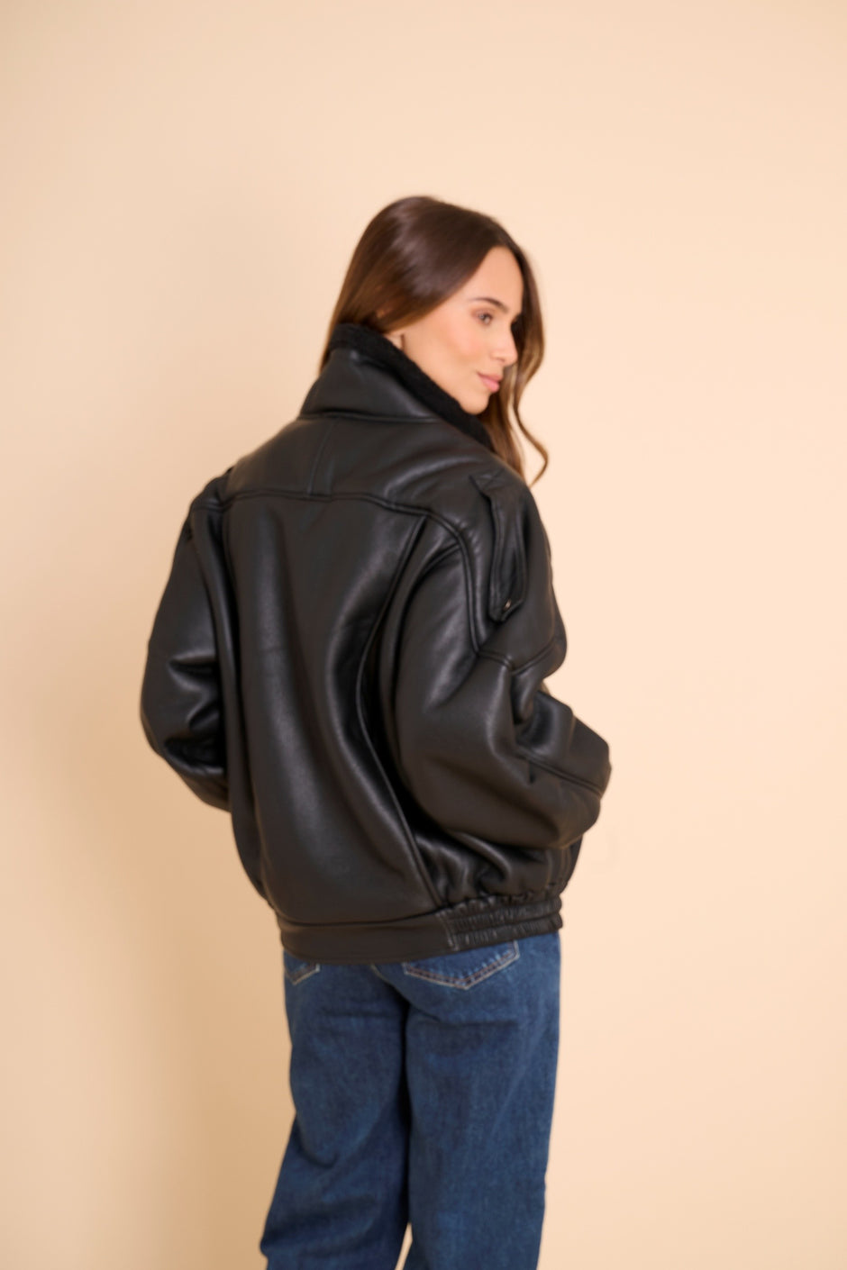 Bombardier Noir Kellia